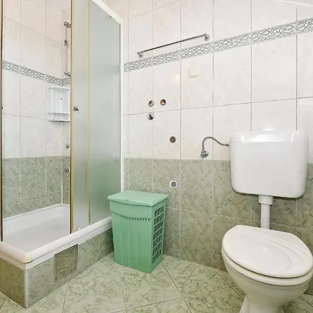2 Bedroom Awesome In Apartmán *